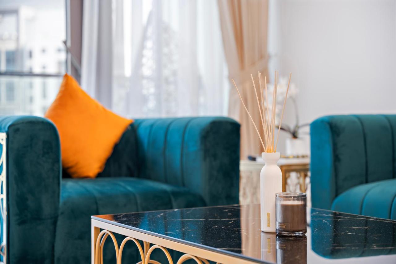 דובאי Full Burj Khalifa View Lux 2Bedroom With Rooftop Pool Central Location In Paramount Hotel Midtown מראה חיצוני תמונה